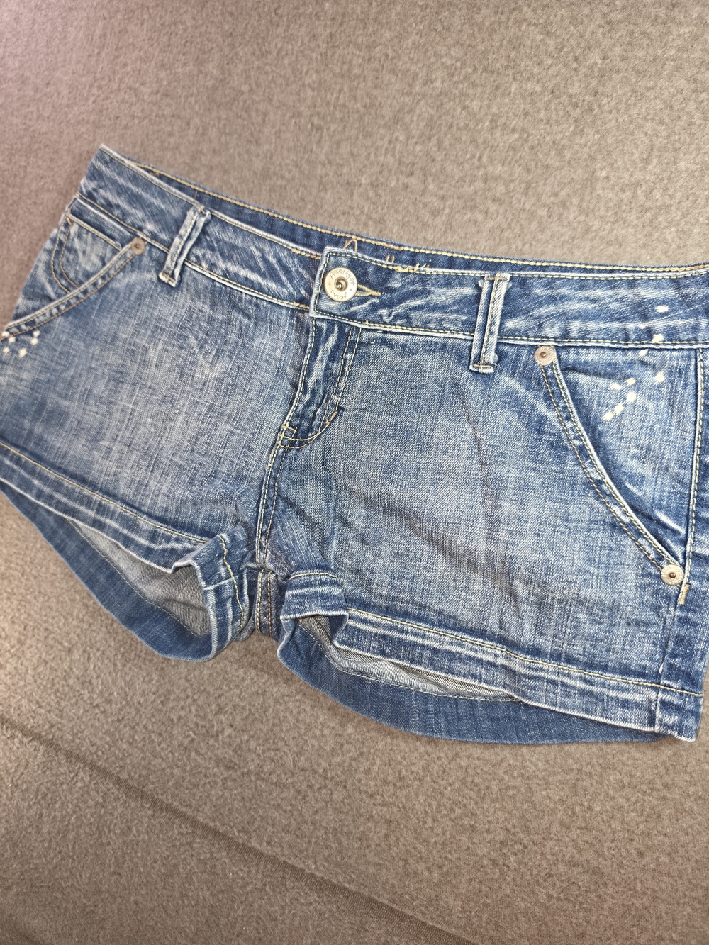 Amethyst Jeans Distressed Light Blue Denim Shorty Shorts Juniors Size 13